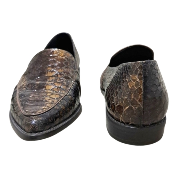 Stuart Weitzman Bronze Snakeskin Loafers Womens 9M - Picture 16 of 16